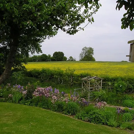 Myrtleberry Studio Bnb Castlemorton Экстерьер фото