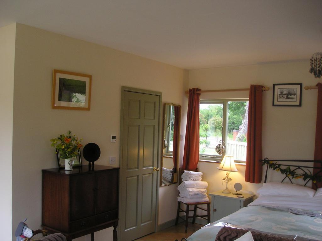 Myrtleberry * Castlemorton